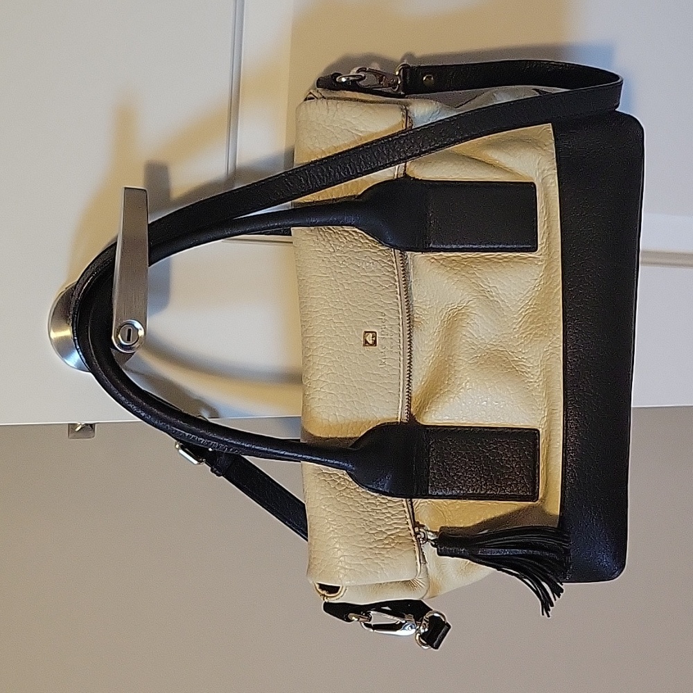 Kate Spade Leather purse